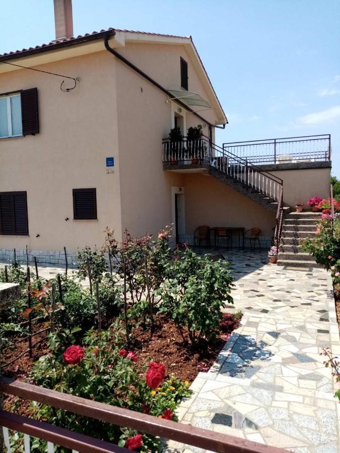 Apartments Rusin Linardići Exterior foto